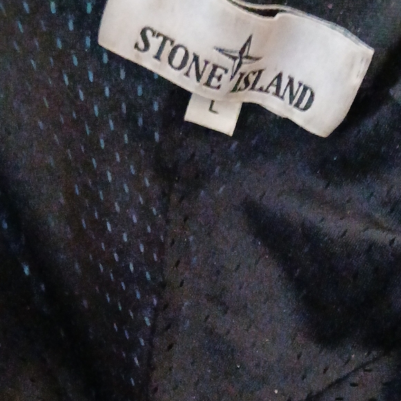 Stone Island Black Cap - Picture 4 of 4